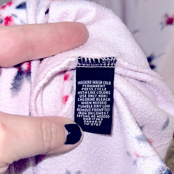 Vintage:Cozy Sweet Pink Floral Print Long Sleeve Nightgown By “Earth Angel’s” LG - Picture 6 of 16